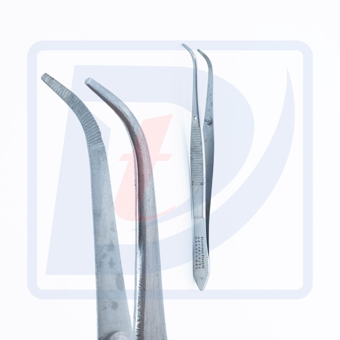 Tweezers